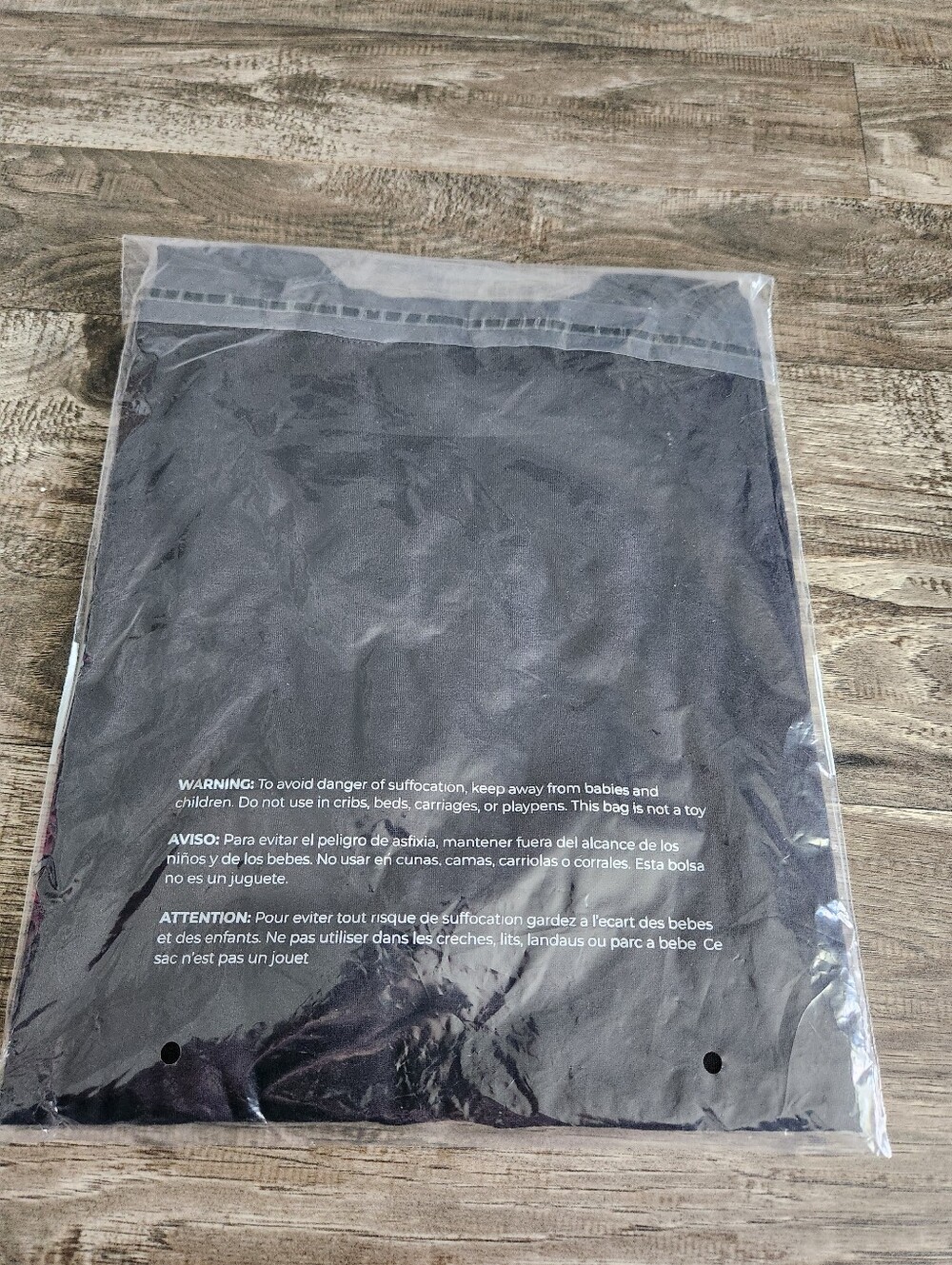 Fres Clean Threads V-Neck - Picture 2 of 4